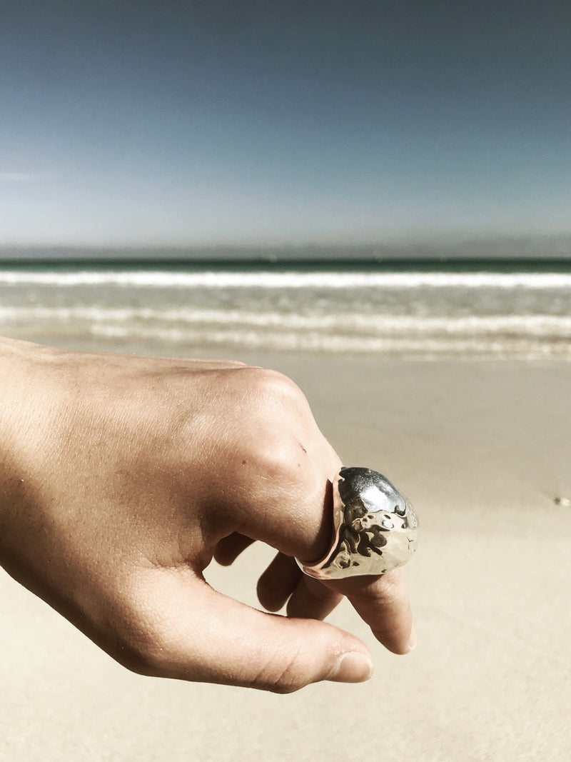 Wave ocean ring