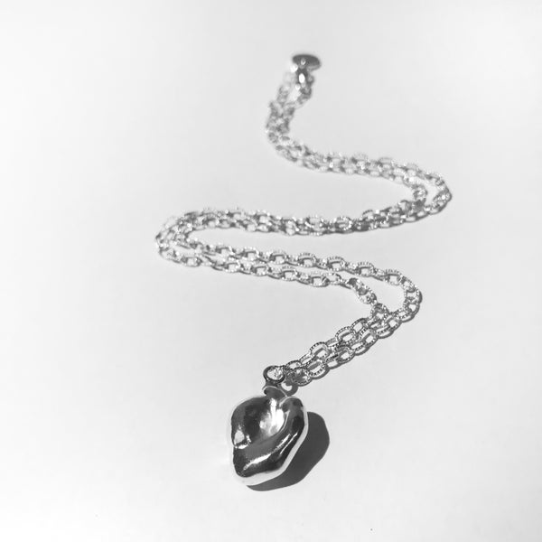 Wave heart necklace